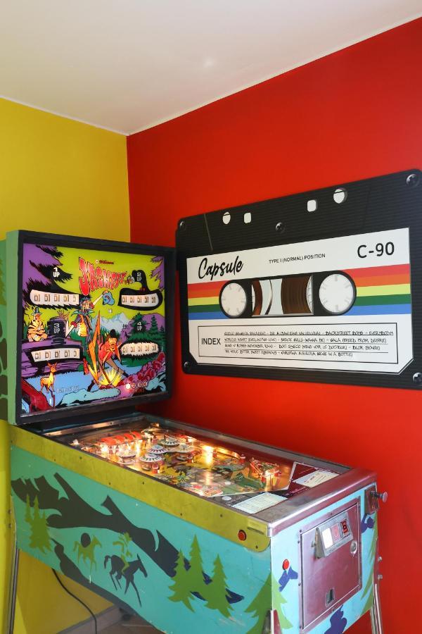 Capsule 90's - Balneo - Sauna - Flipper - Billard - Netflix - Nintendo Switch & Jeux - * Mons